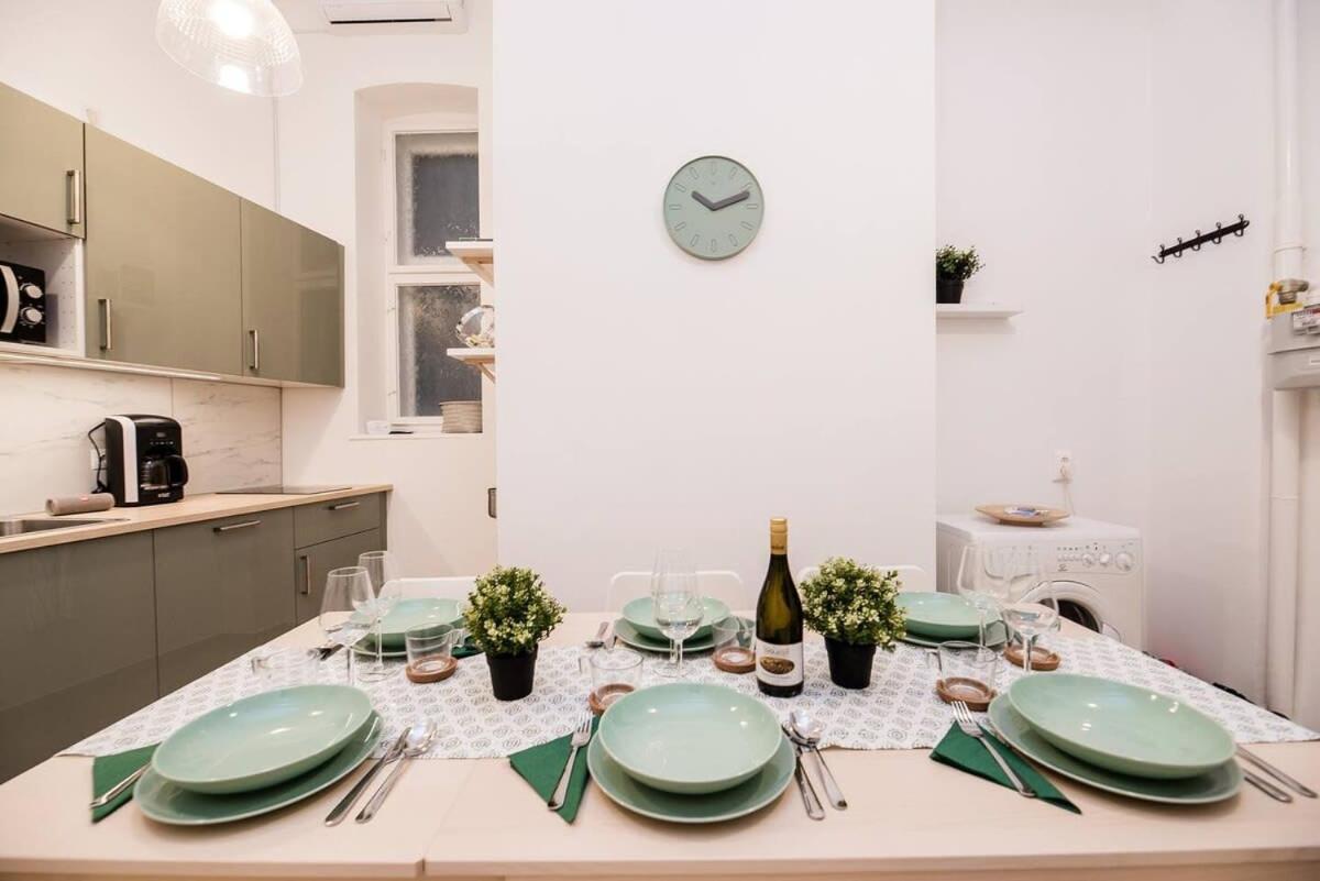 בודפשט Brand New Central Ac Apartment מראה חיצוני תמונה