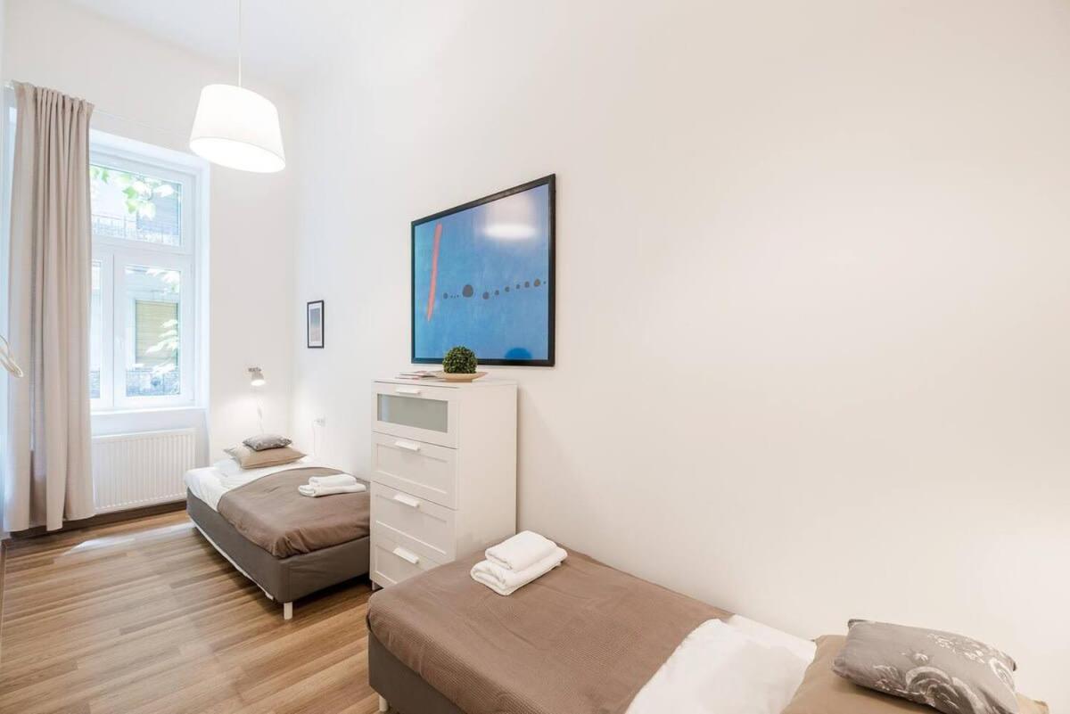 בודפשט Brand New Central Ac Apartment מראה חיצוני תמונה